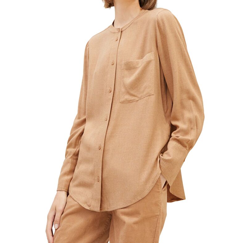 Naisten beige pusero