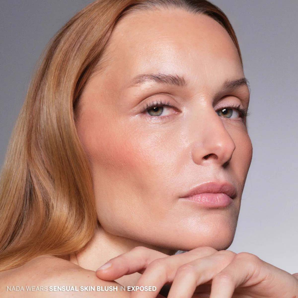Rdečilo za lica Kevyn Aucoin The Sensual Skin - 4 g