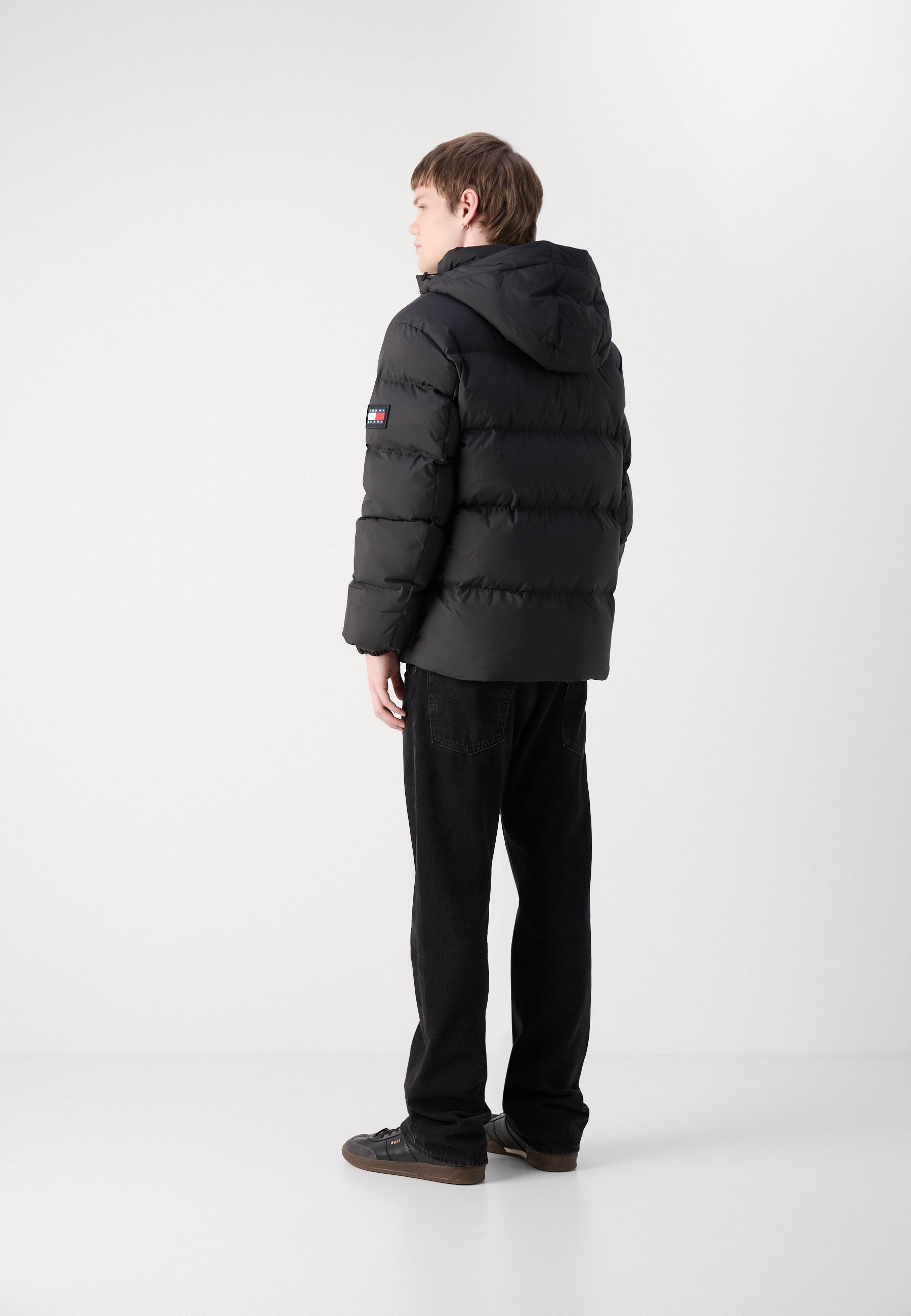 Tommy Jeans ESSENTIAL - Giacca imbottita - nera