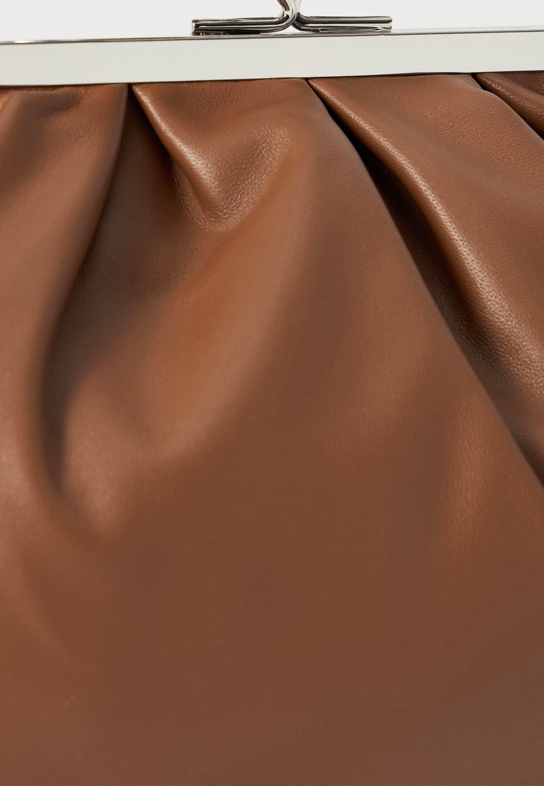WEEKEND MaxMara MILVANEW - Pochette - marron foncé