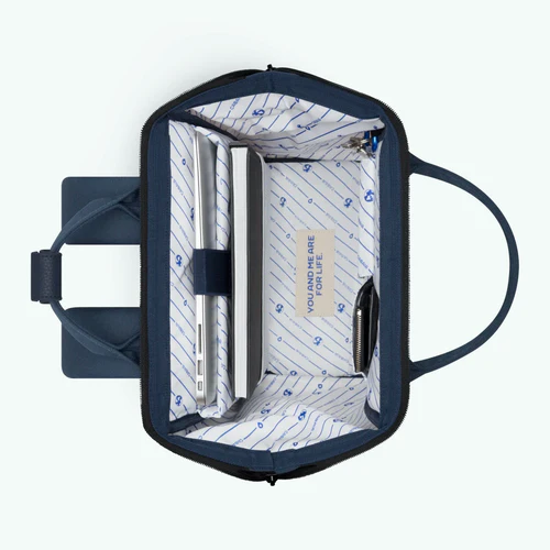 Cabaia Adventurer Medium Reykjavik Rucksack, Marineblau