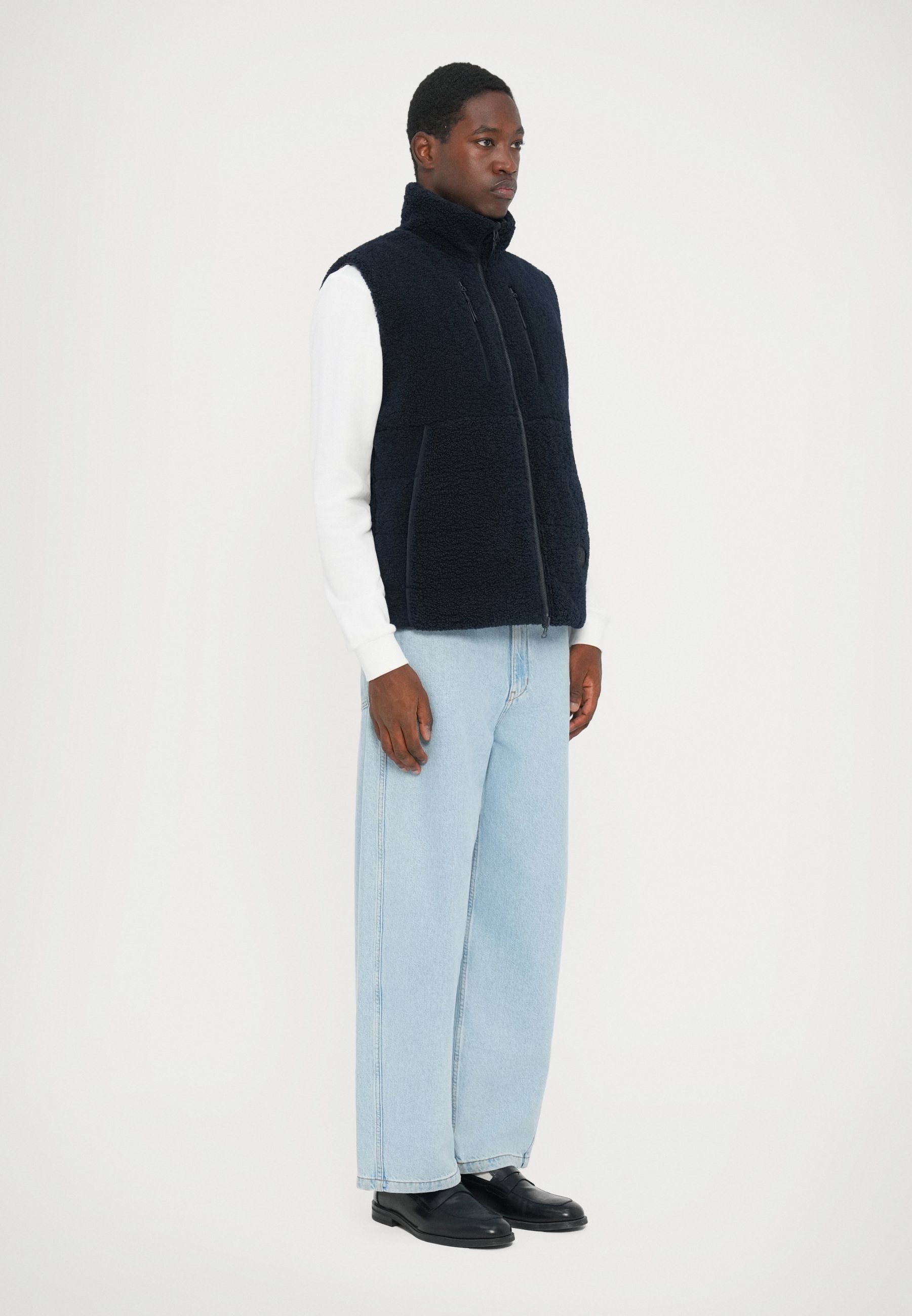 EA7 Emporio Armani VEST OMKEERBAAR - Gilet - blauw
