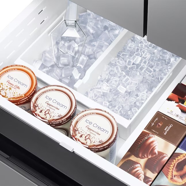 Samsung Mega Capacity 31.5 cu ft Smart French Door -jääkaappi kahdella jääpalakoneella (sormenjälkiä hylkivä ruostumaton teräs) ENERGY STAR