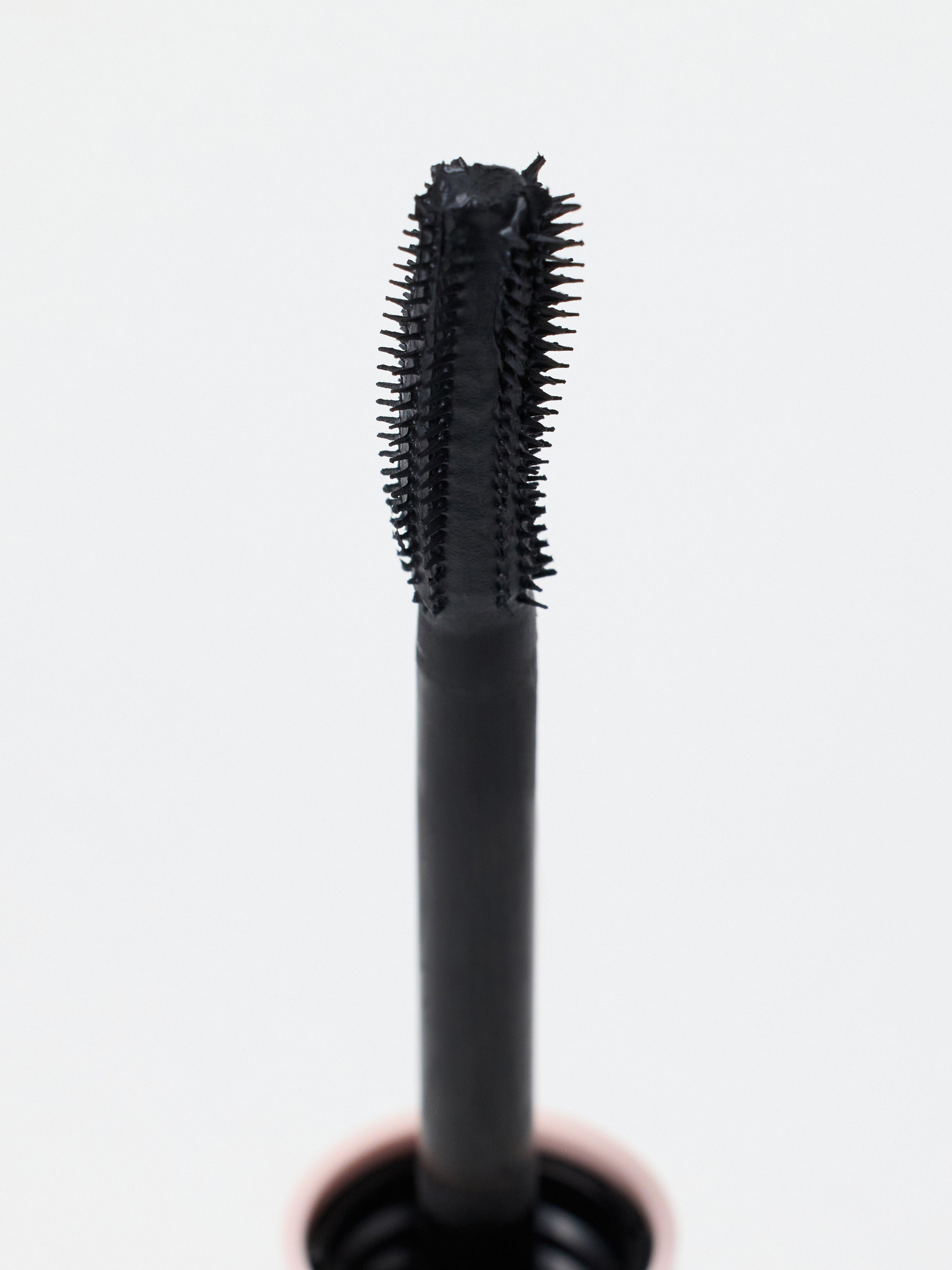 Rimel IsaDora Lash Styler Curl, nuanță 50 NEGRU