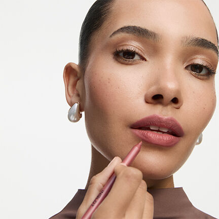 Inglot kremasti mekani