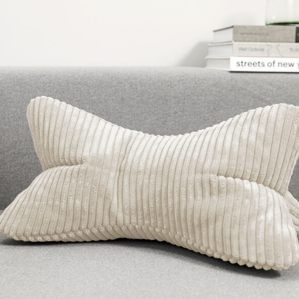 Shara-lukuluu, 42 x 22 x 22 cm, beige