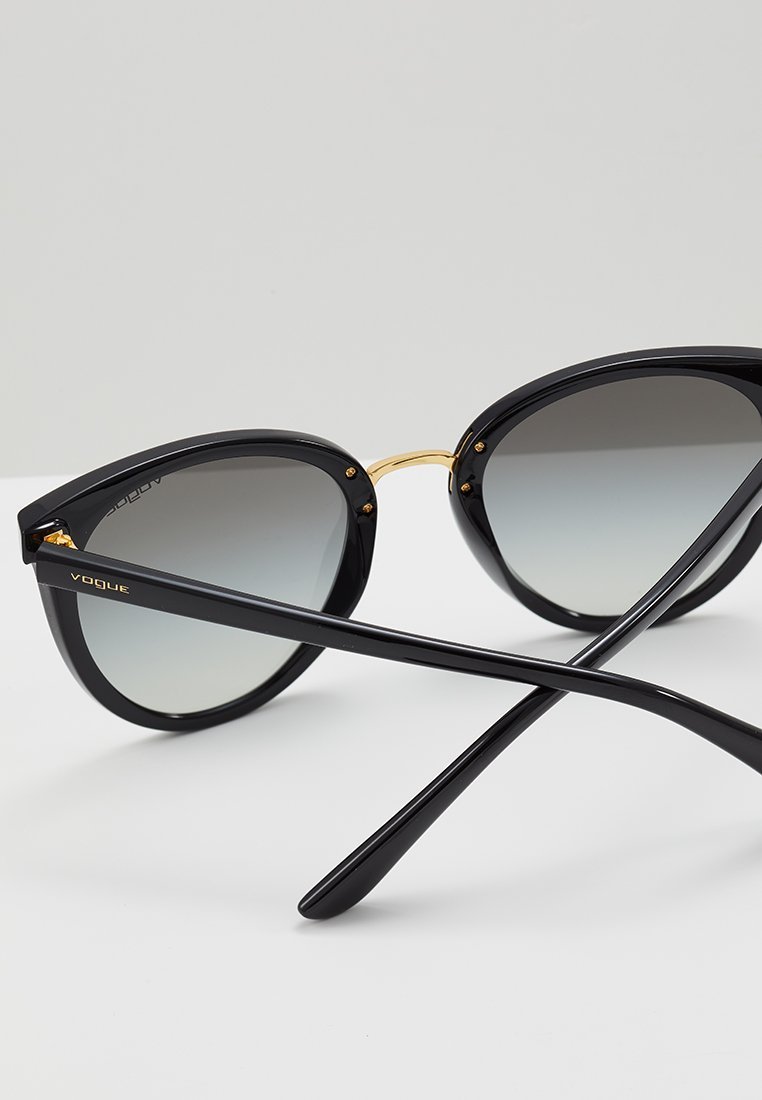Lunettes de soleil VOGUE Eyewear - noires