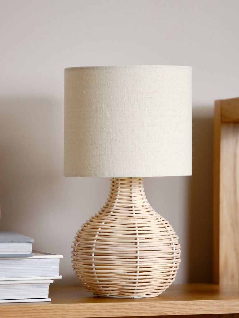 HELMER HELMER stolna lampa Ø17xV32cm prirodna