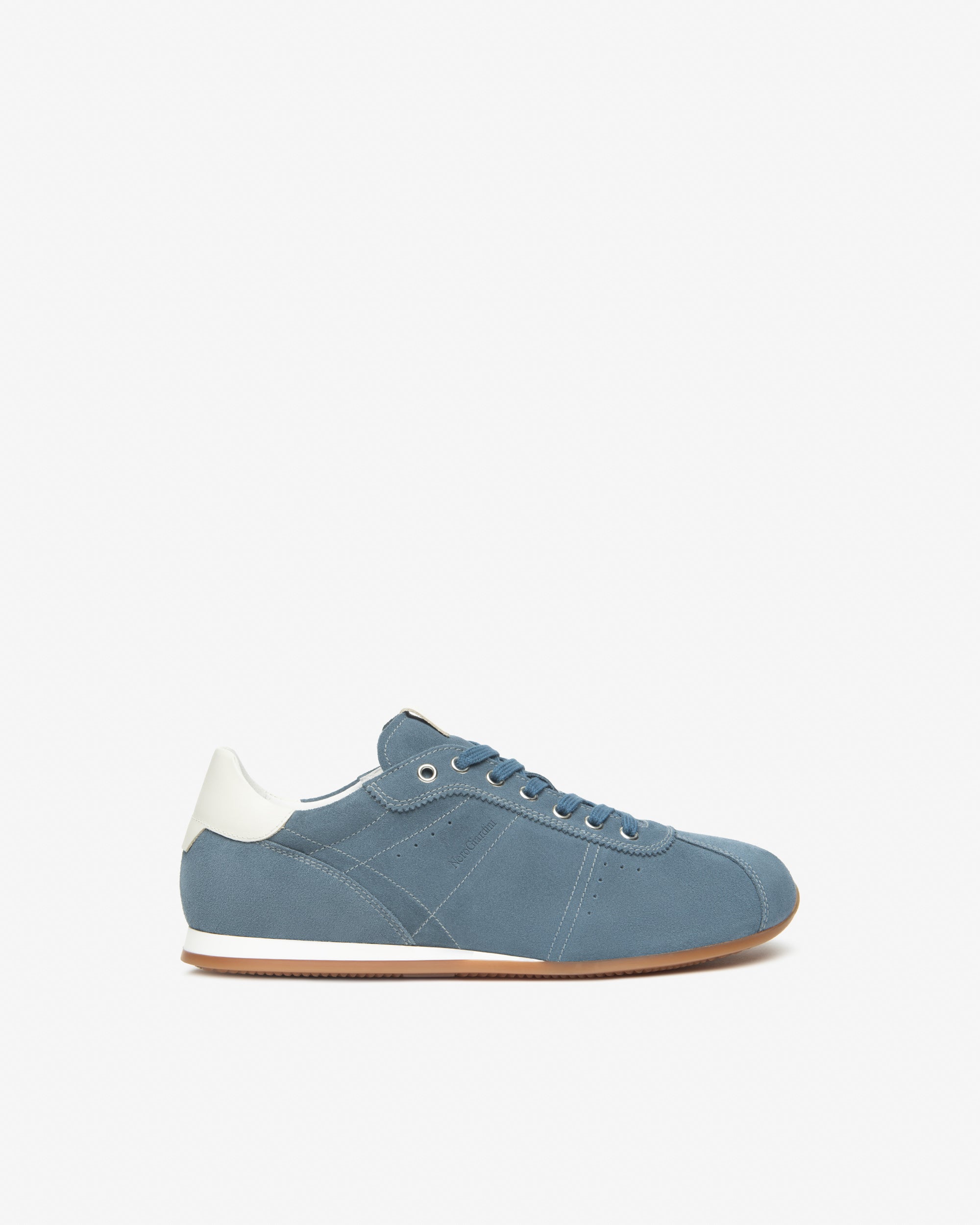  Baskets en daim pour hommes