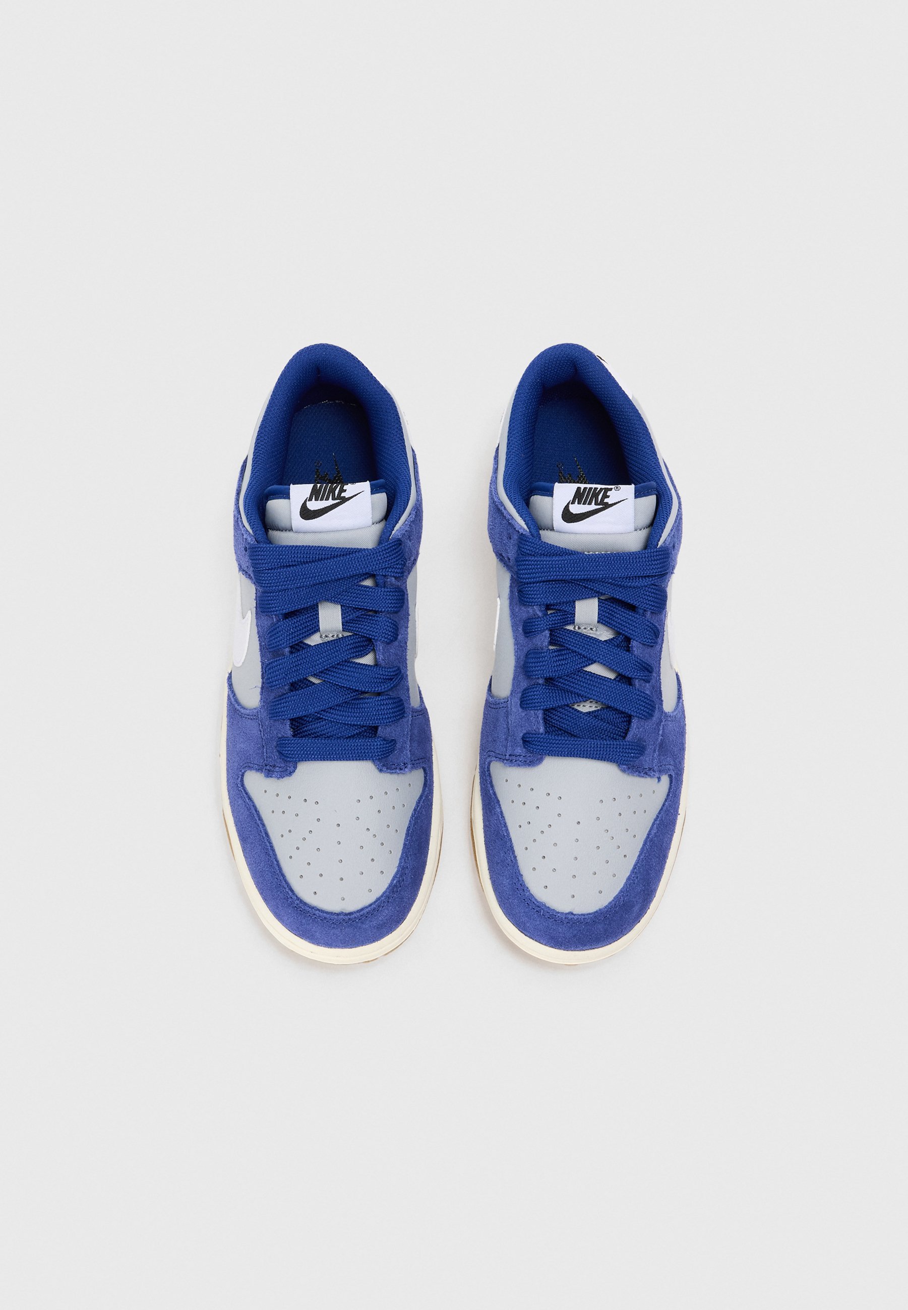 Nike Sportswear DUNK LOW RETRO - Edzőcipő - farkas szürke/fehér/mély királykék