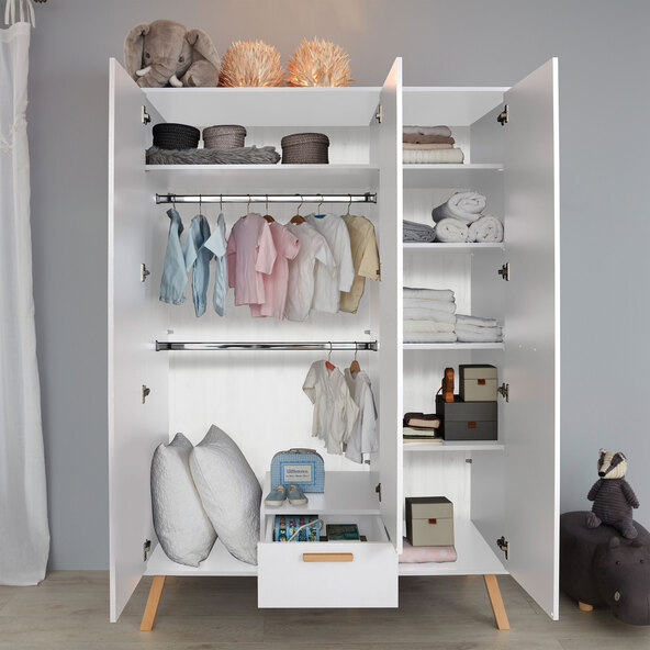 Mats wardrobe