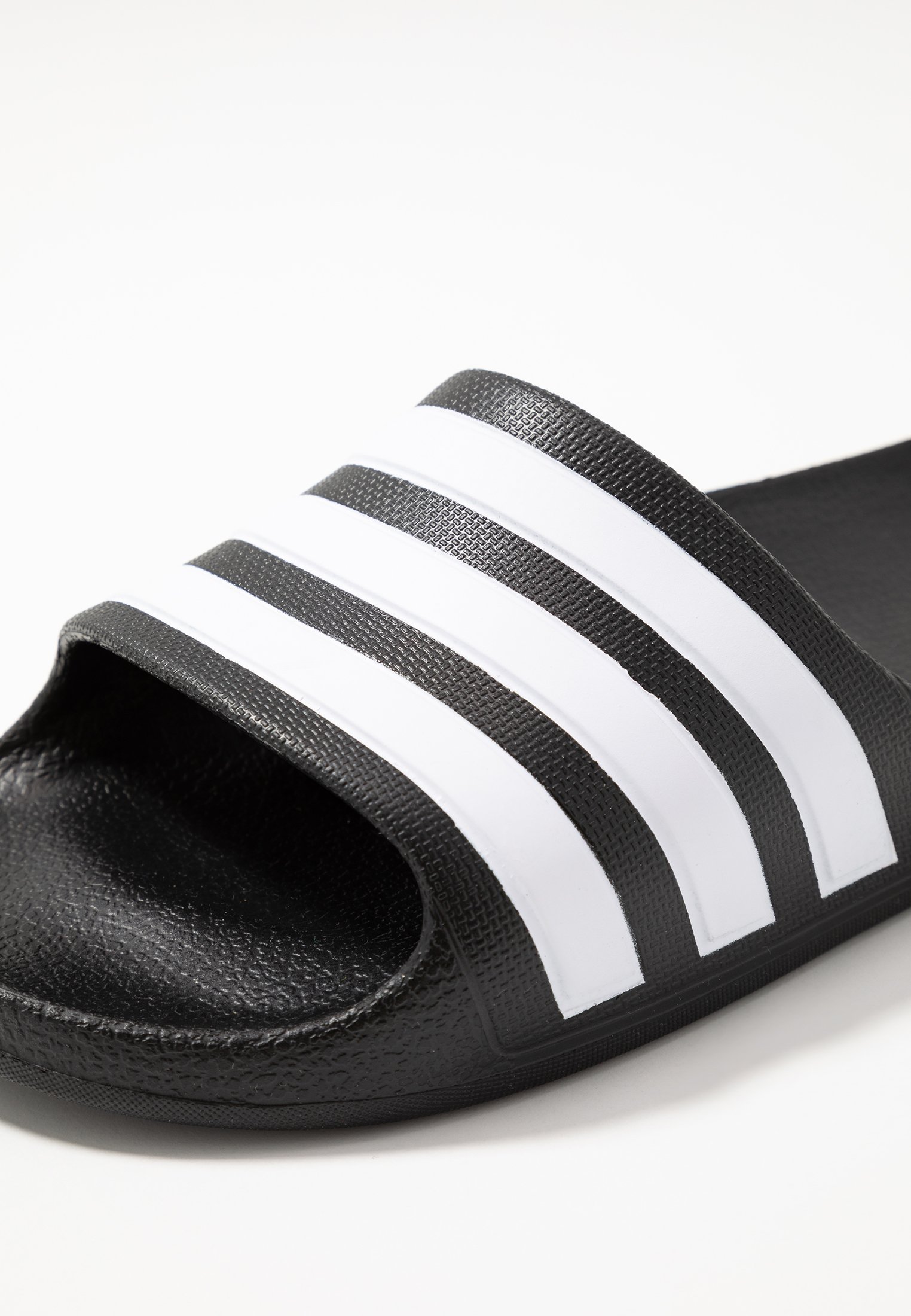 adidas Performance ADILETTE AQUA KIDS - Zwembadslippers - kernzwart