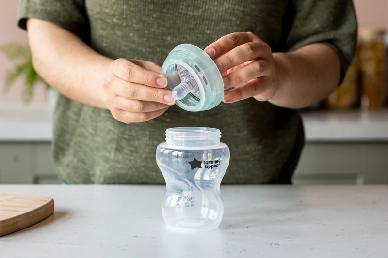 Mamadeira anticólica avançada Tommee Tippee