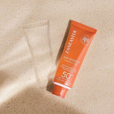 Lancaster Sun Sensitive mlečni fluid brez olja SPF50 50 ml 50 ml