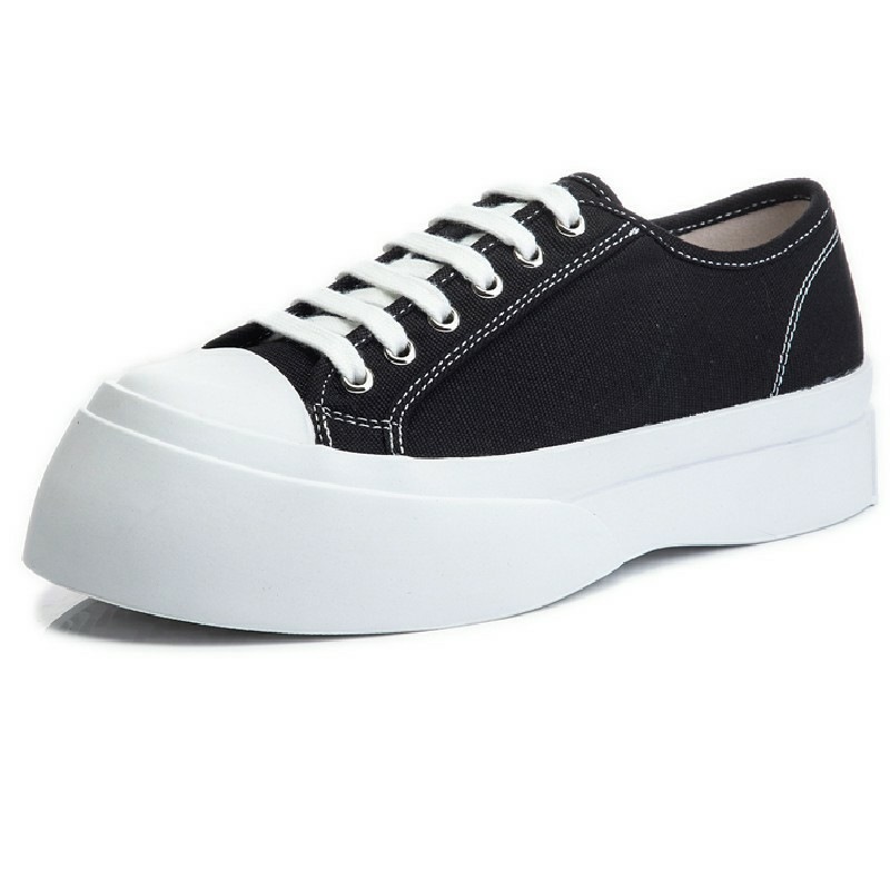 Chaussures en toile femme 2021 New Summer New Ladies Casual Sneakers plat bouche peu profonde marée chaussures vulcanisées pour femmes