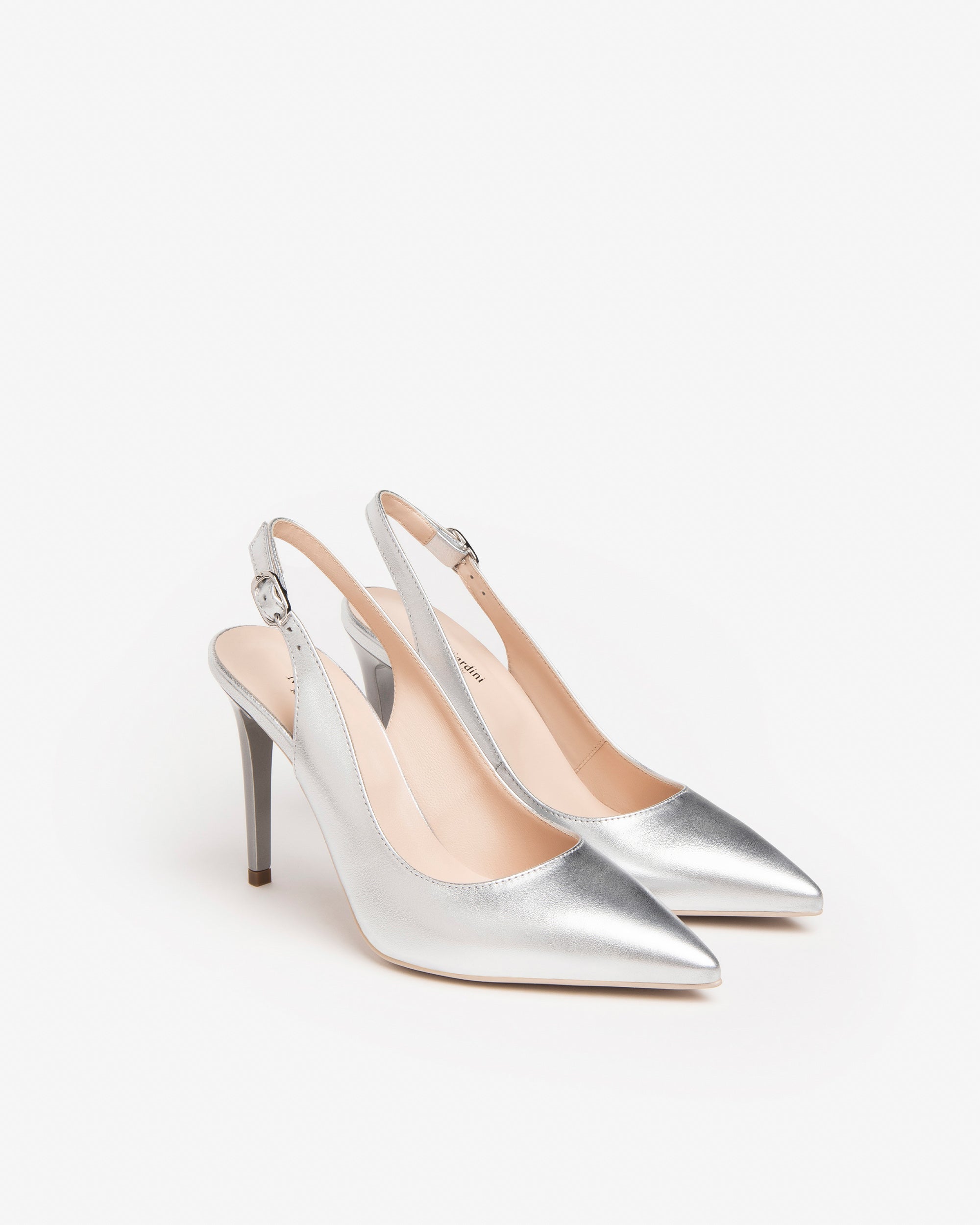  Damen-Pumps aus Leder