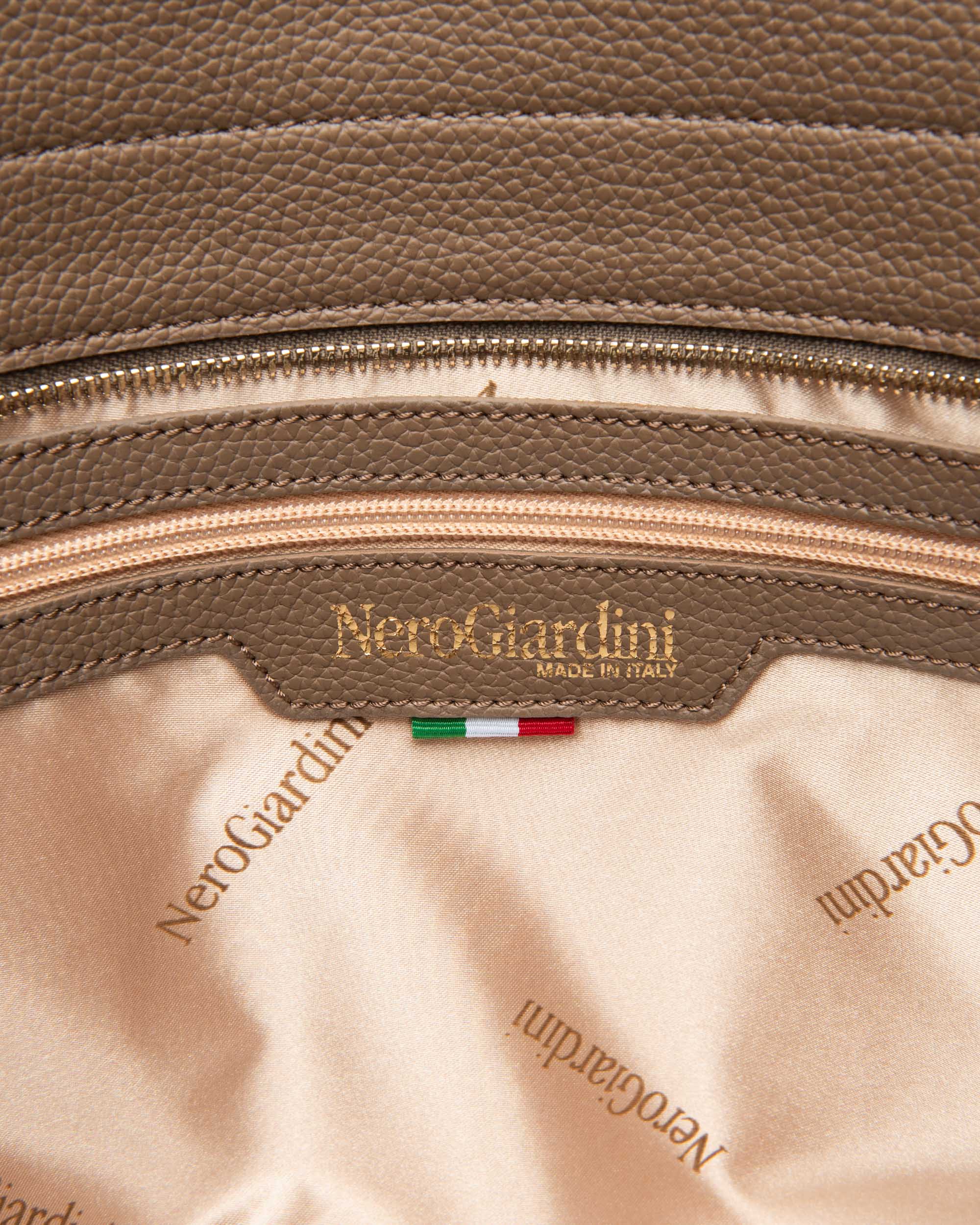 Sac cabas pour femme en matière technique
