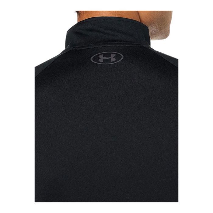 Camiseta - UNDER ARMOUR - TECH 2.0 - Preta - Manga curta - Modelagem solta
