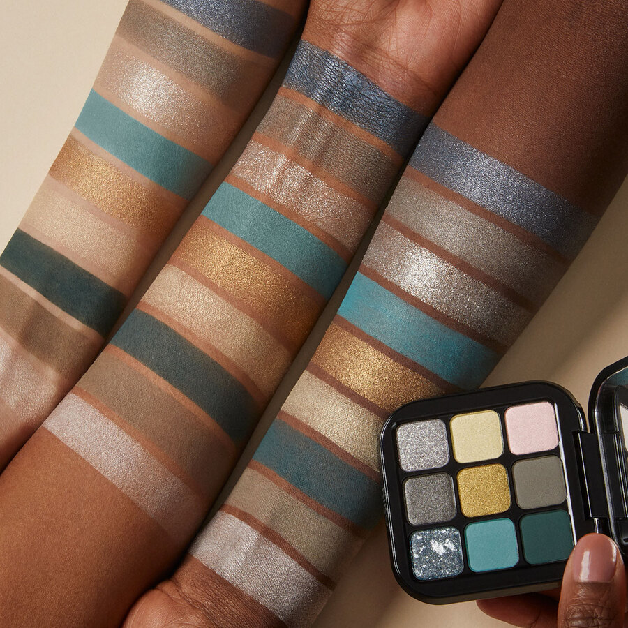 NOVA GLAMOUR PALETA SJENILA ZA OČI S VIŠE ZAVRŠNICA 06 Green Vibes
