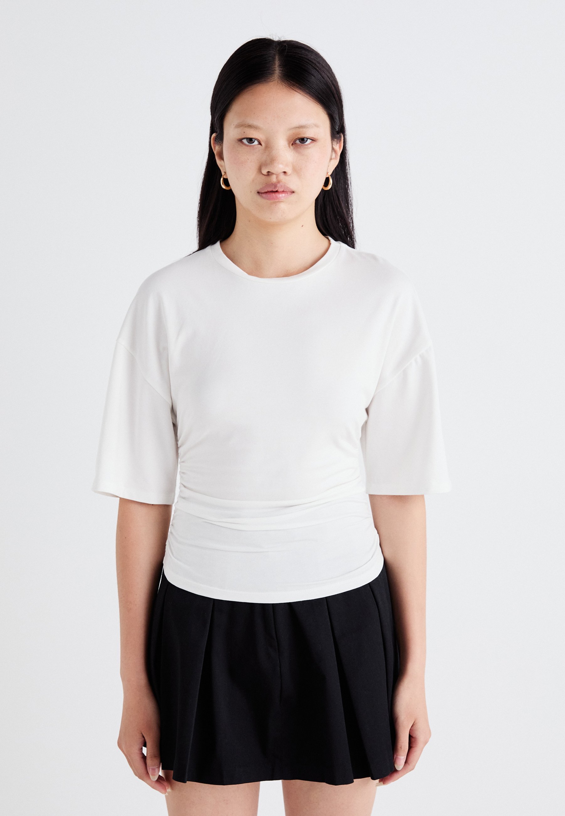 T-shirt Gina Tricot SOFT TOUCHED - T-shirt basic - bianco sporco