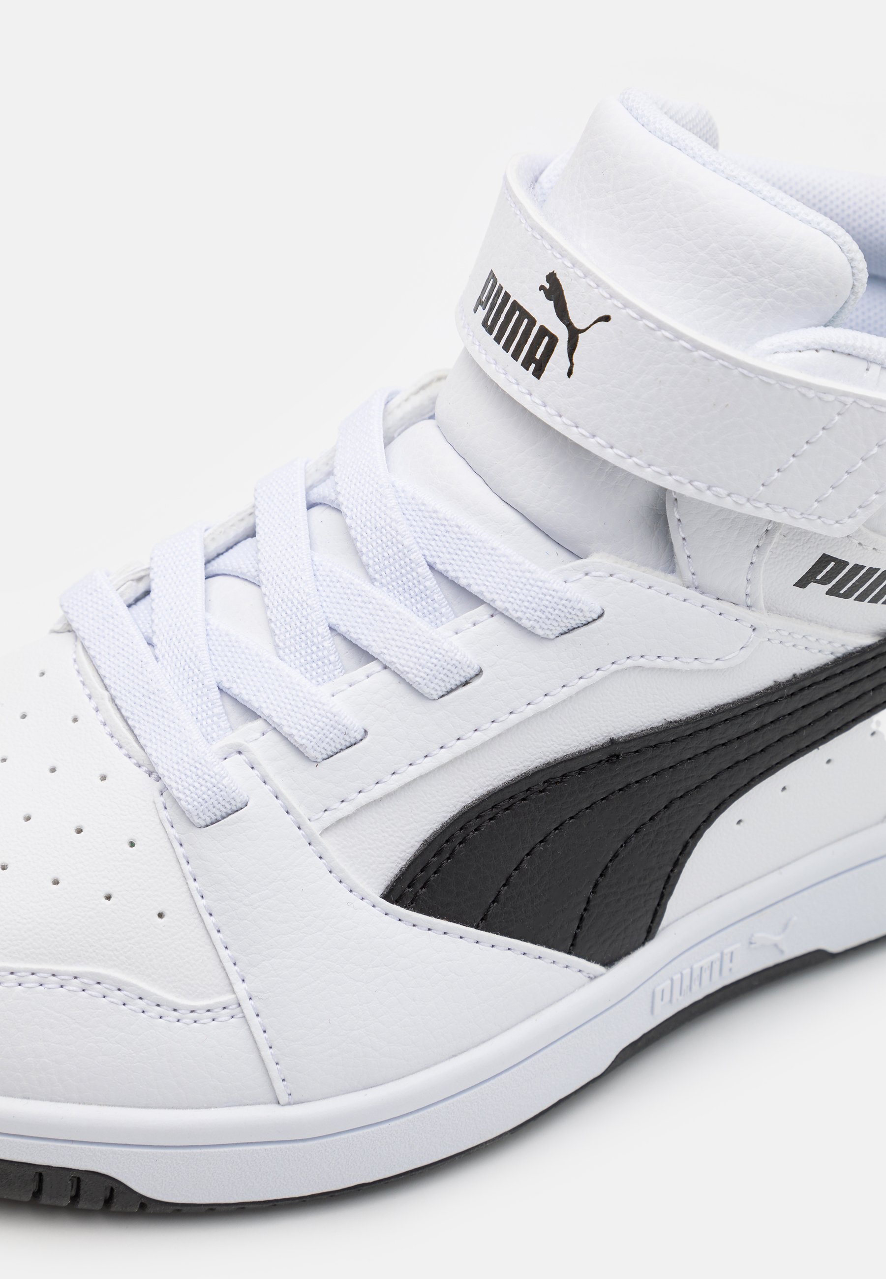 Puma REBOUND V6 MID UNISEX - Hoge sneakers - wit/zwart