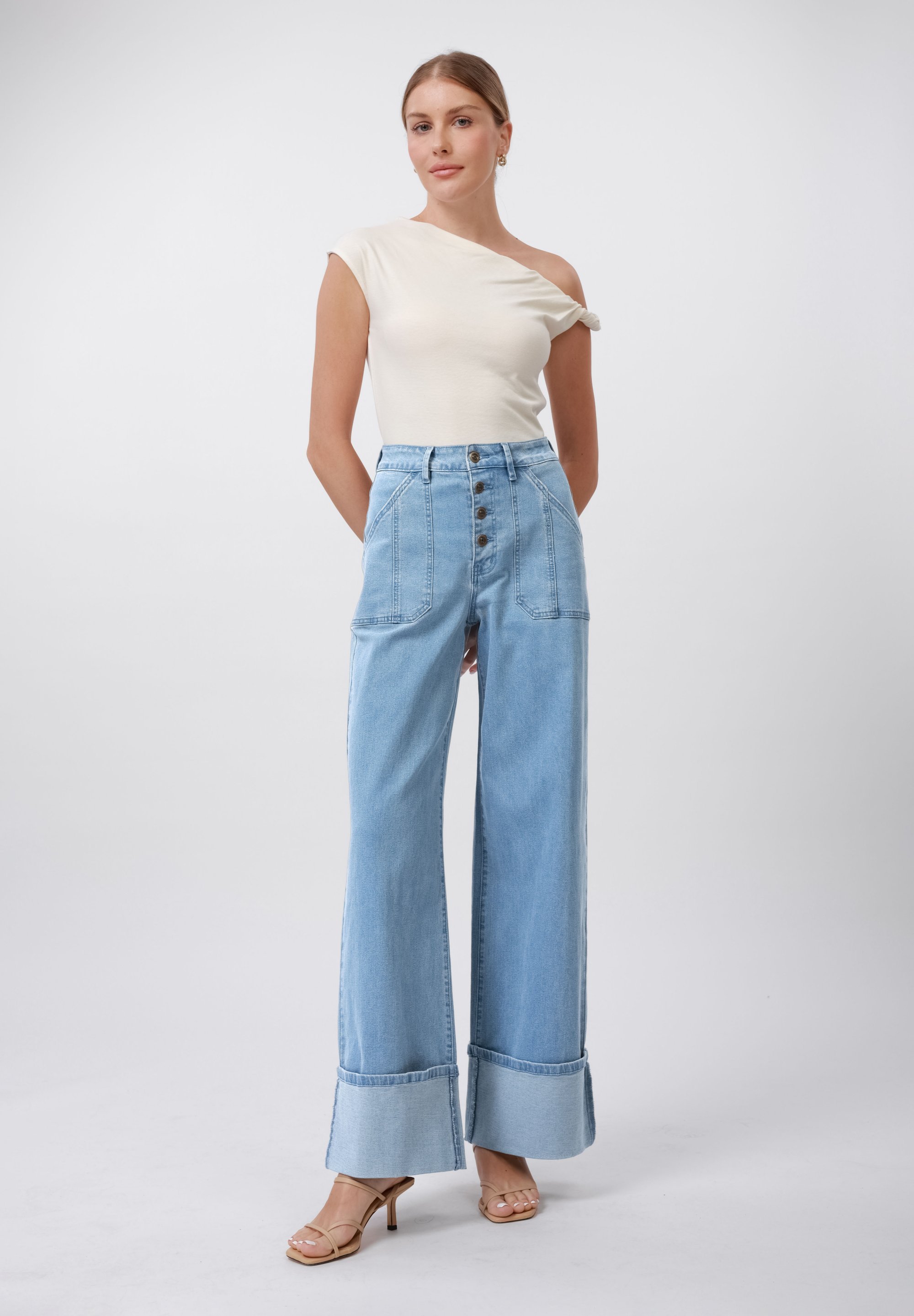 Anna Field Tall Flared Jeans - blauw