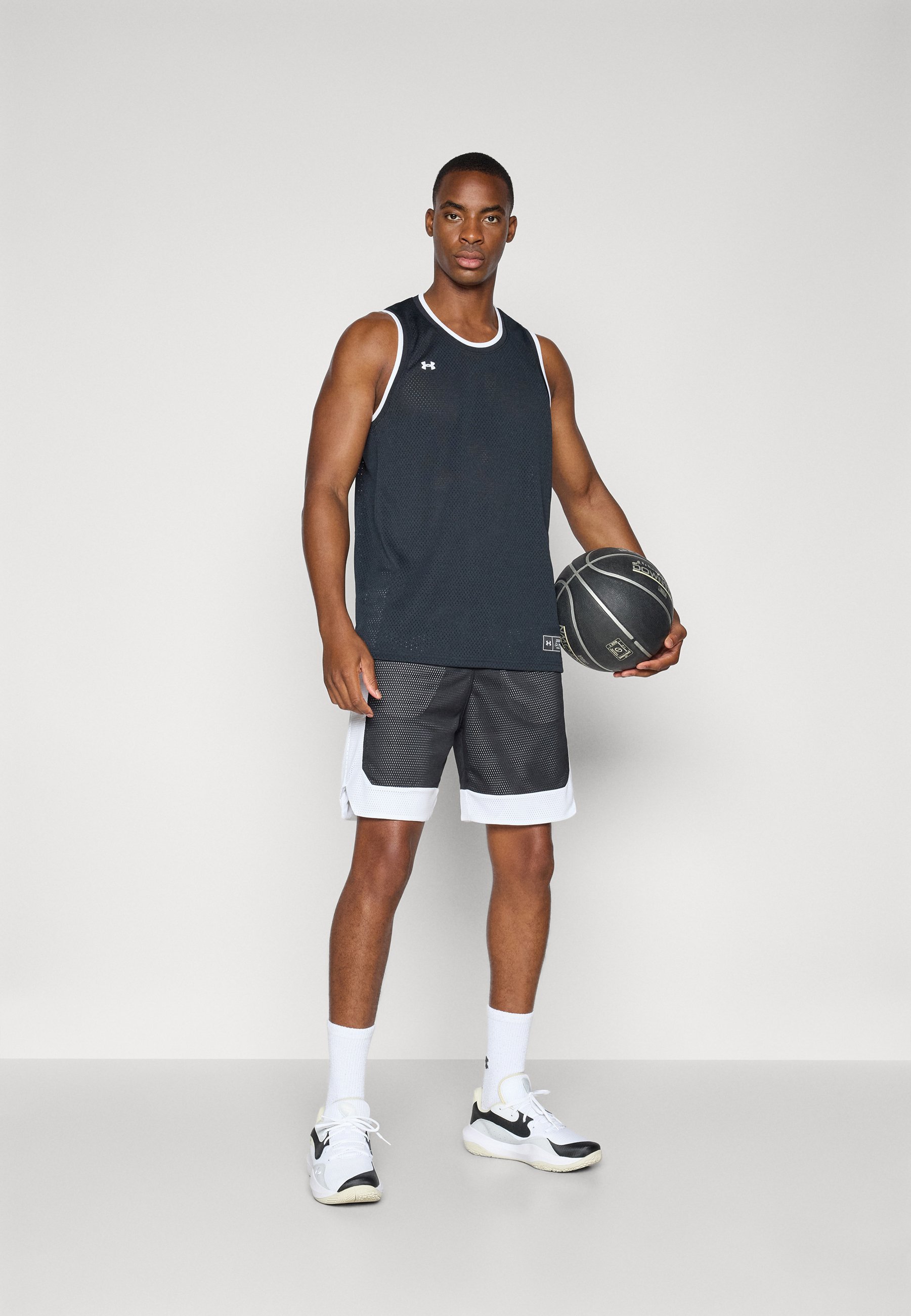 Under Armour ZONE PRO TANK - Top - zwart/wit