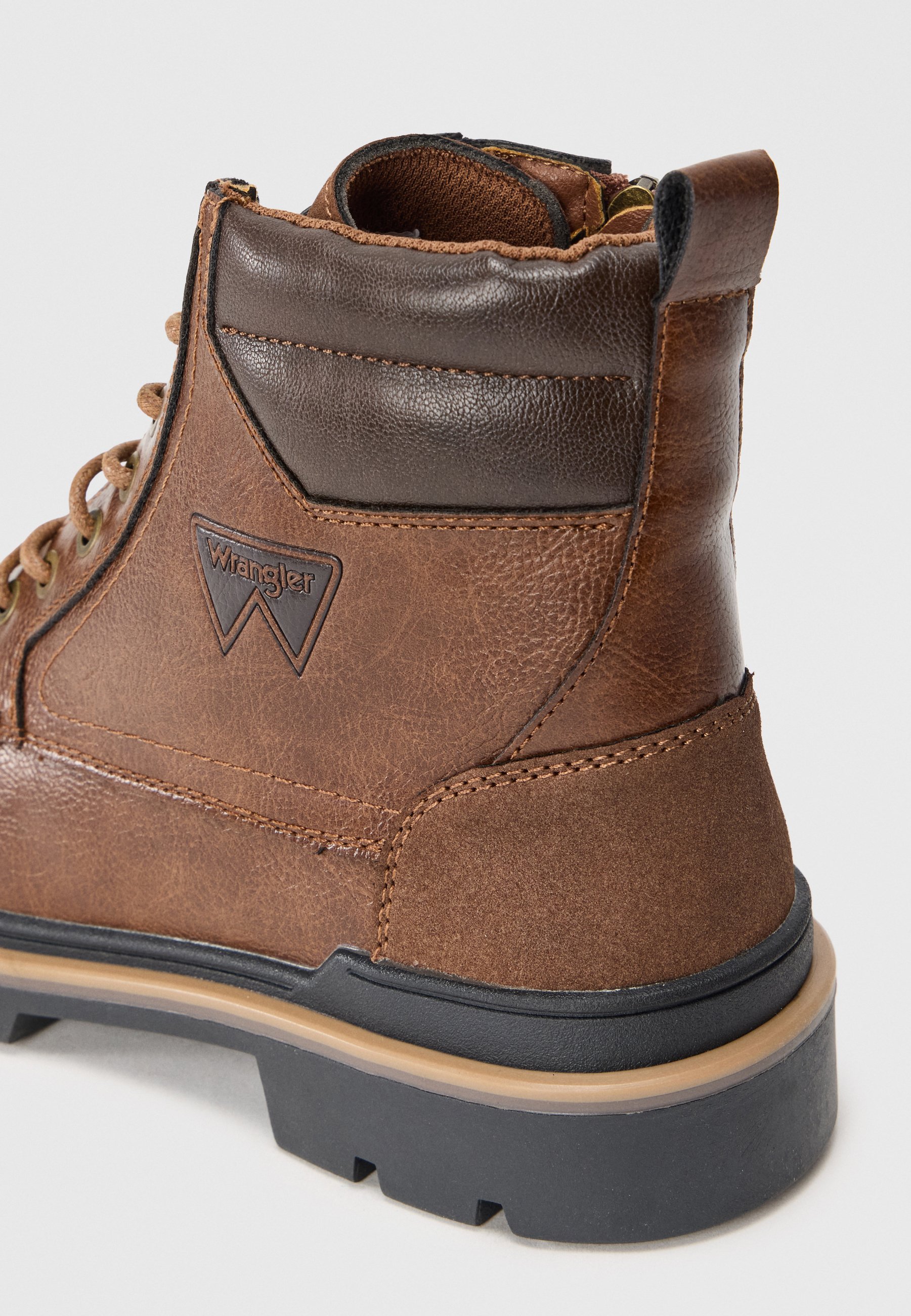 Wrangler NEVADA MEN HIGH - Enkellaarsjes met vetersluiting - schildpadmotief