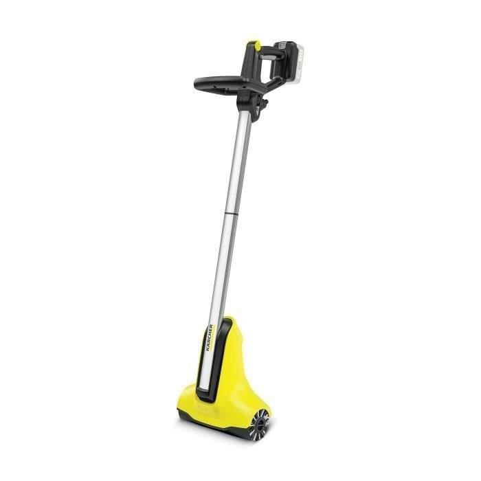 Limpiador de patios inalámbrico Karcher PCL 3-18 con batería de 18 V/2,5 Ah y cepillo giratorio.