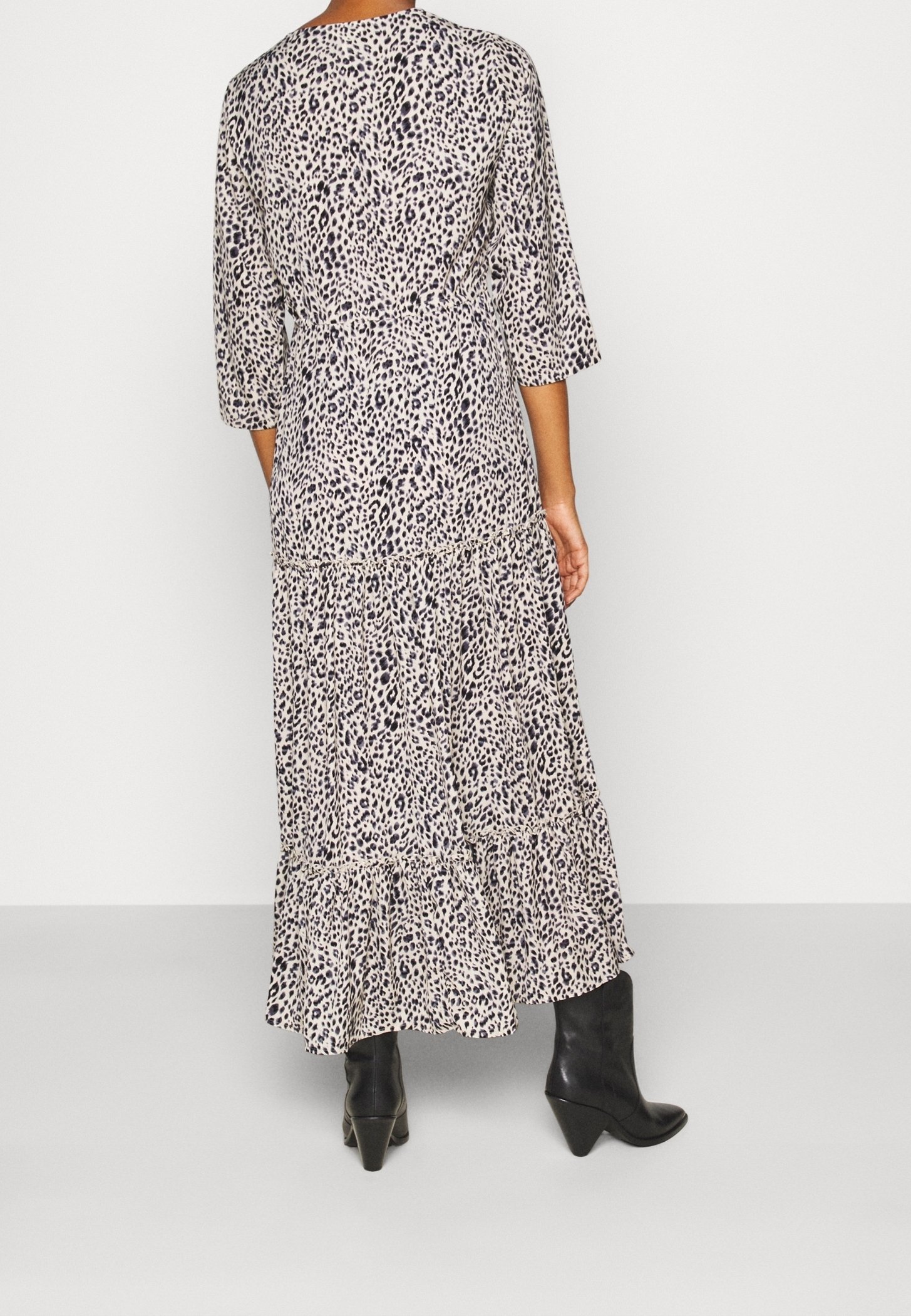Lange maxi-jurk van Object - donkerblauw