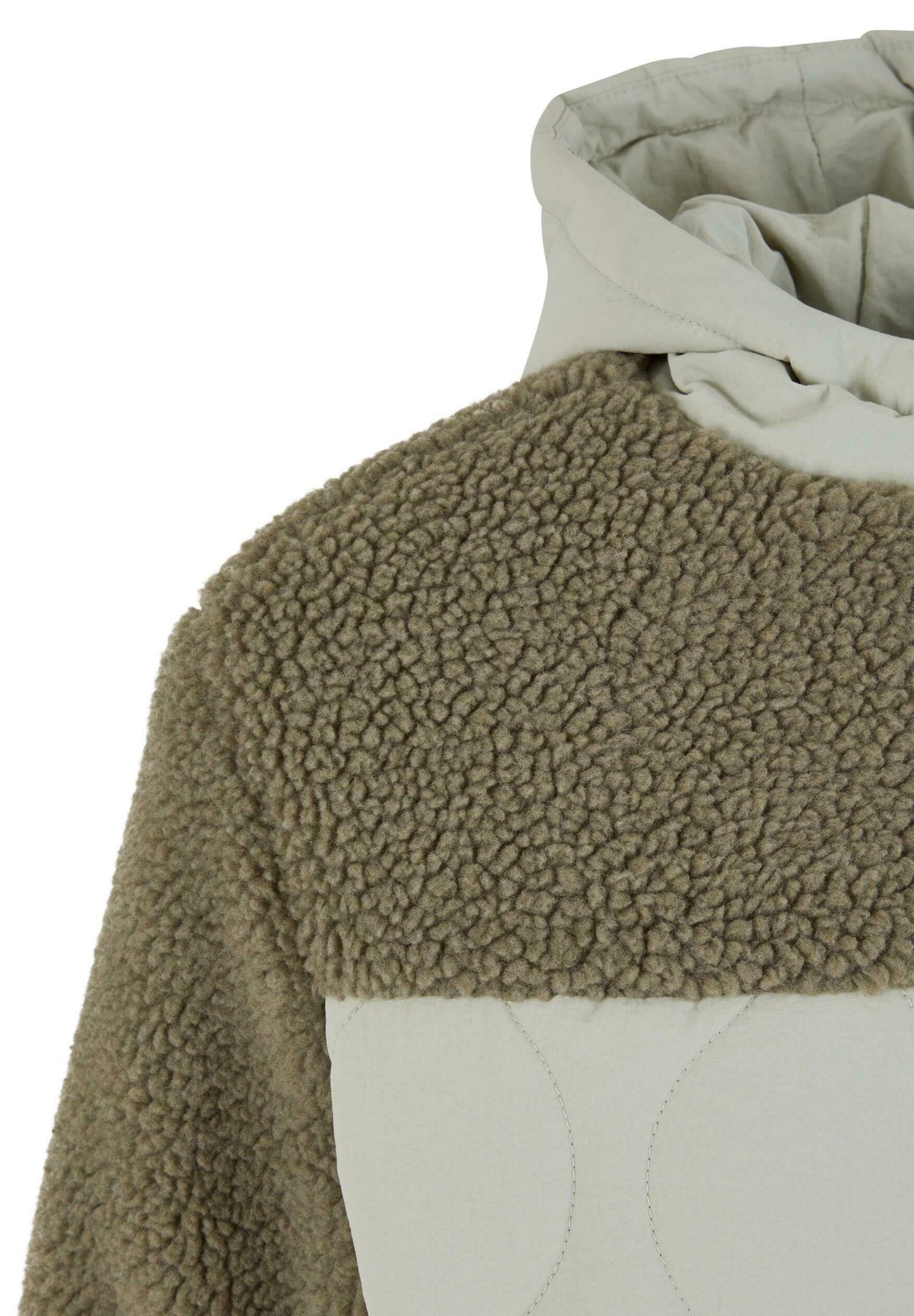 Urban Classics CRINKLE - Talvejakk - heleroheline kiviroheline
