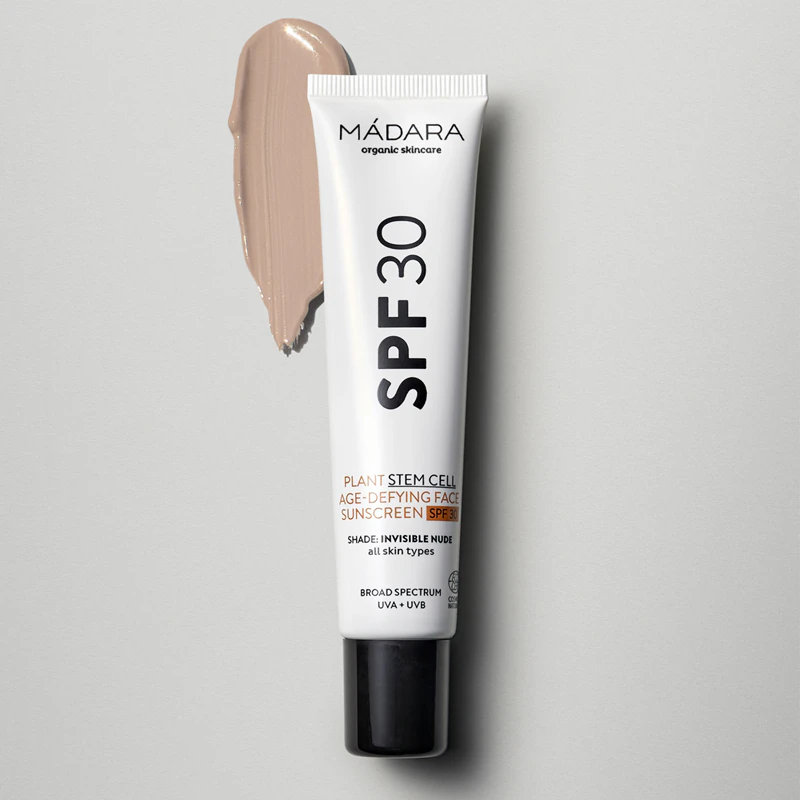 Fluido de coloração facial protetor antienvelhecimento MÁDARA FPS 30