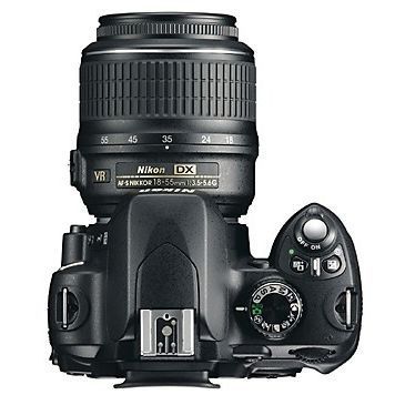 NIKON D60 + Zoom stabilisé AF-S DX VR 18-55