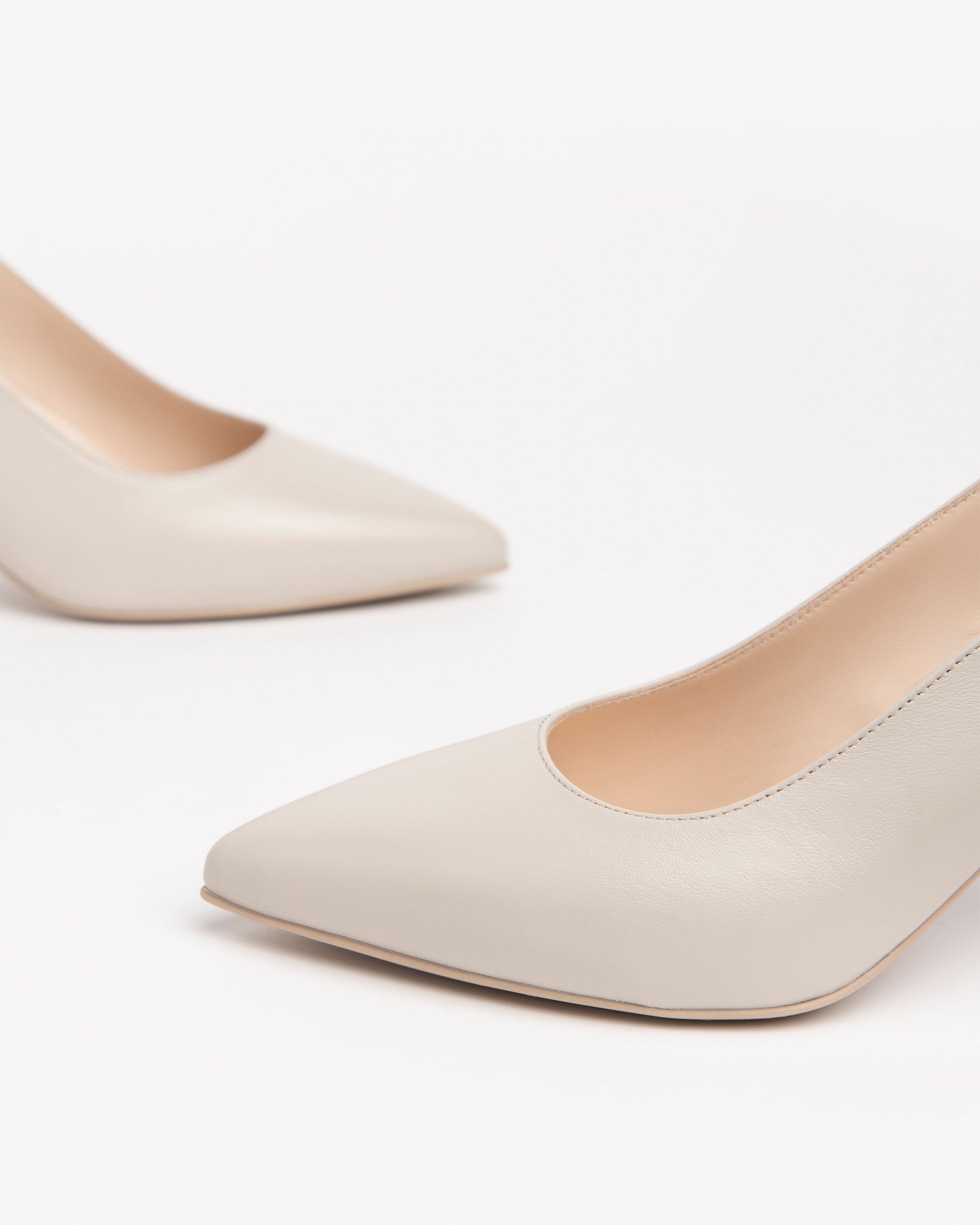  Damen-Pumps aus Leder