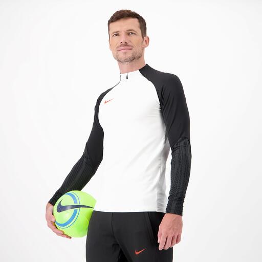  Nike Strike