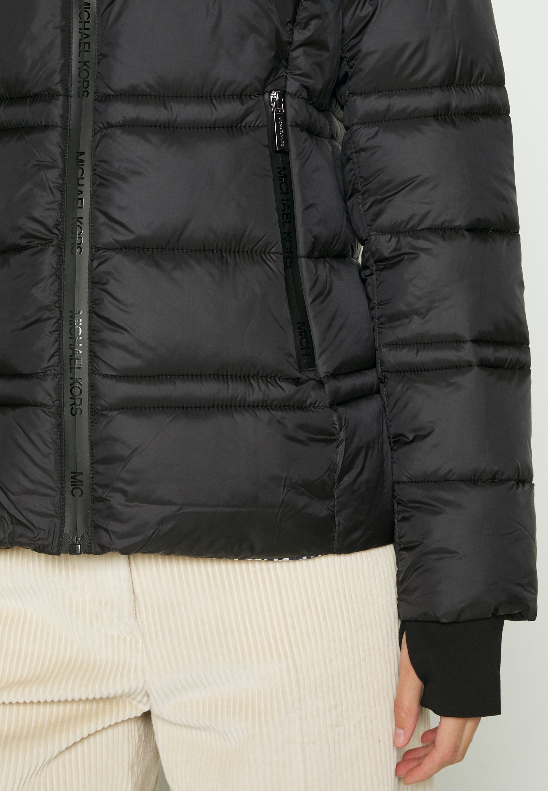 MICHAEL Michael Kors - Veste d'hiver pliable avec bavette - noire