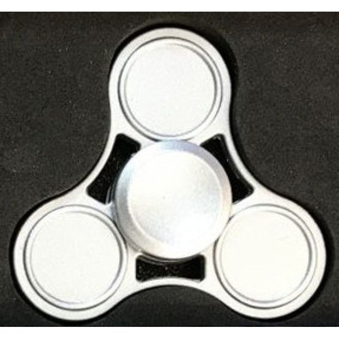 Spinner manuale in metallo grigio argento con la sua scatola