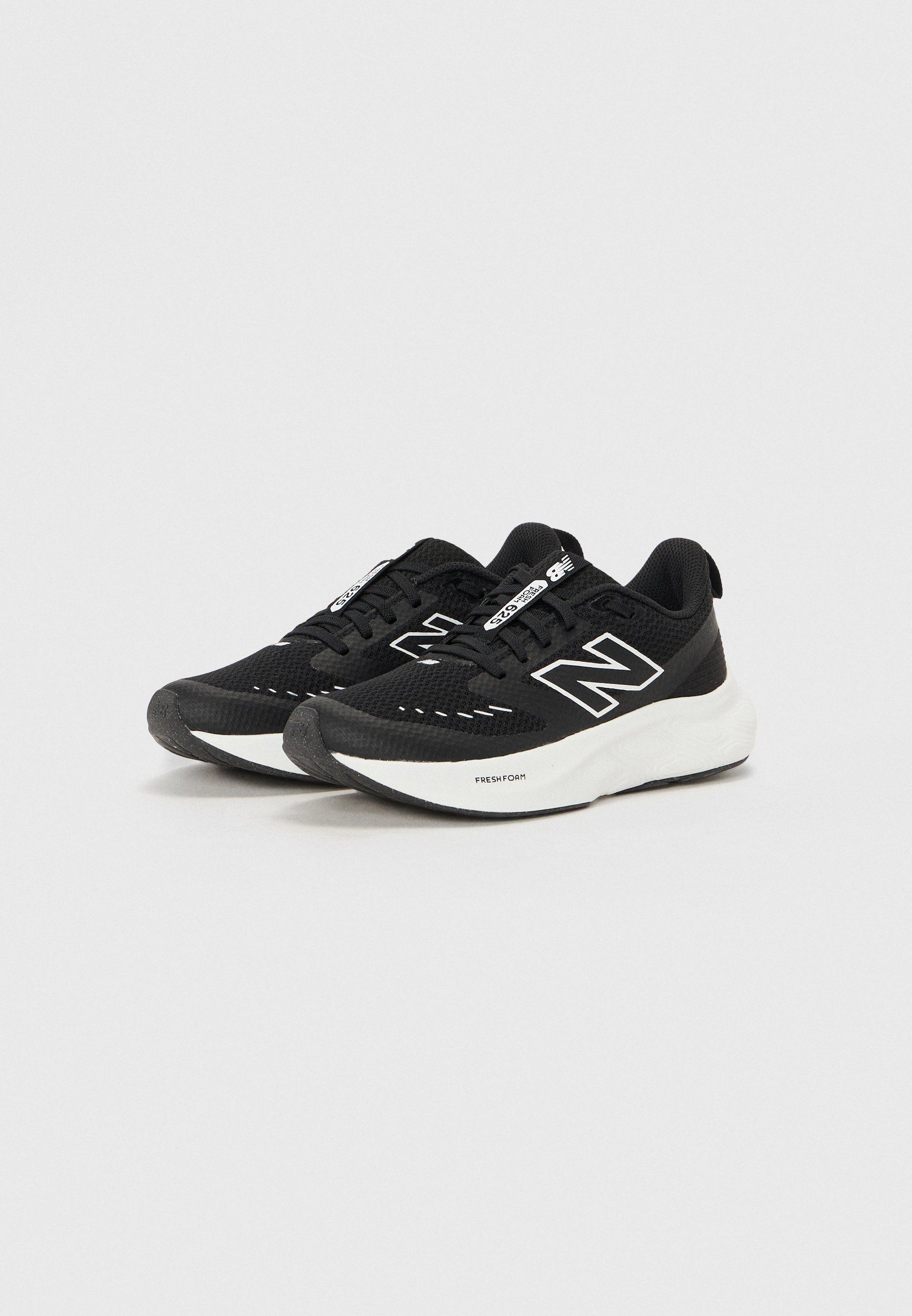 New Balance FRESH FOAM 625 UNISEX - Hardloopschoenen voor op de weg - zwart