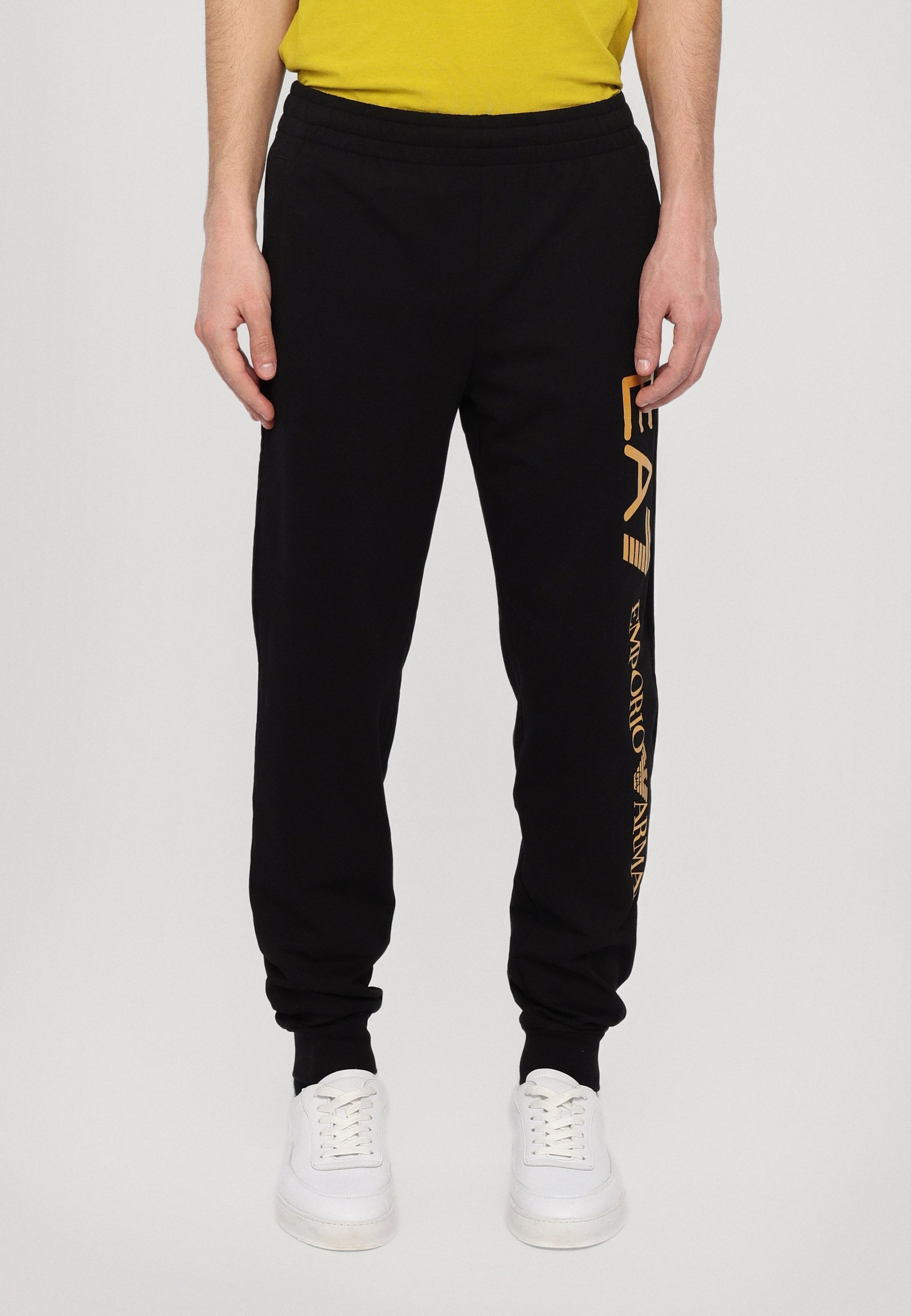 EA7 Emporio Armani BROEK - Trainingsbroek - zwart/goud