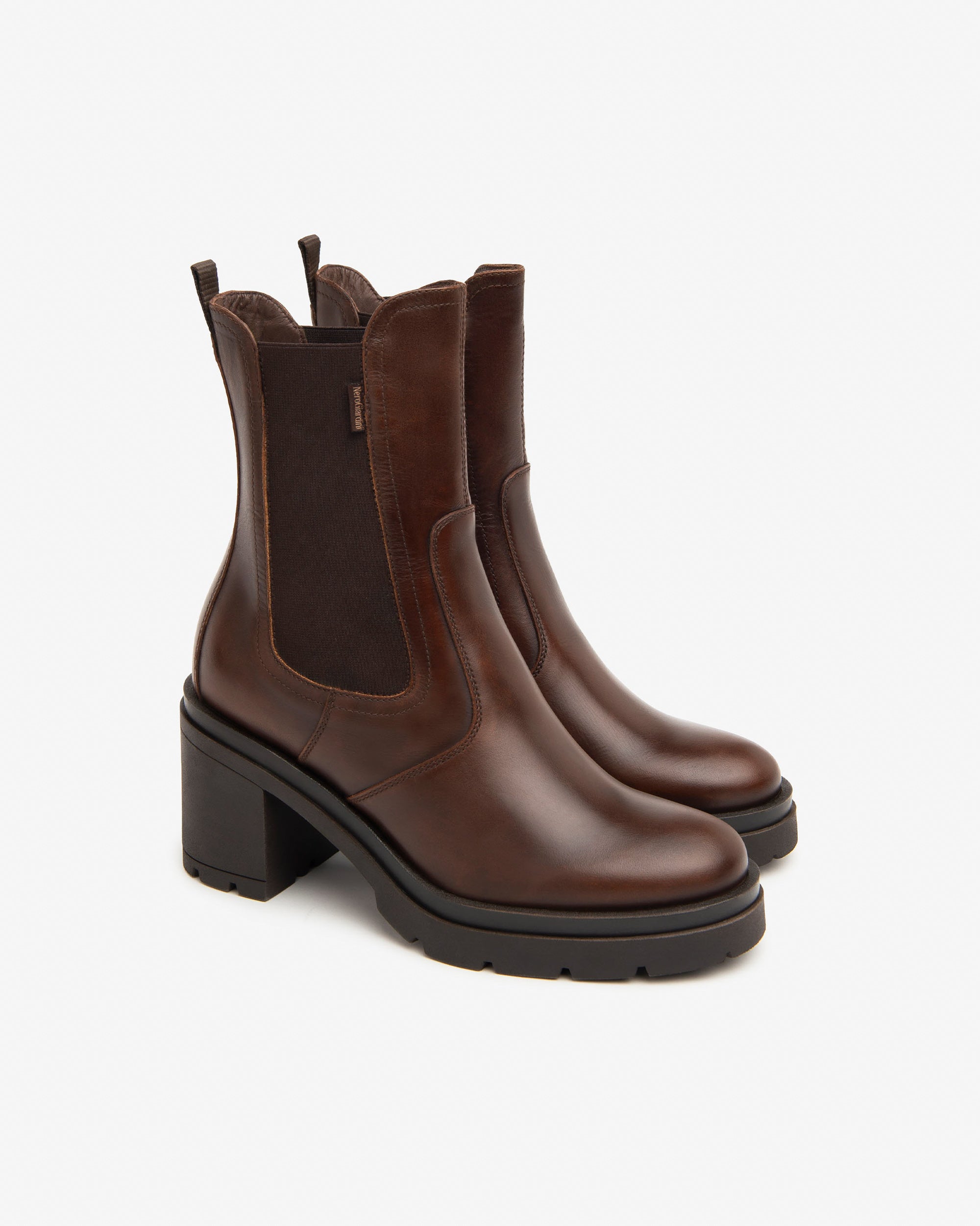  Bottines Chelsea en cuir pour femmes