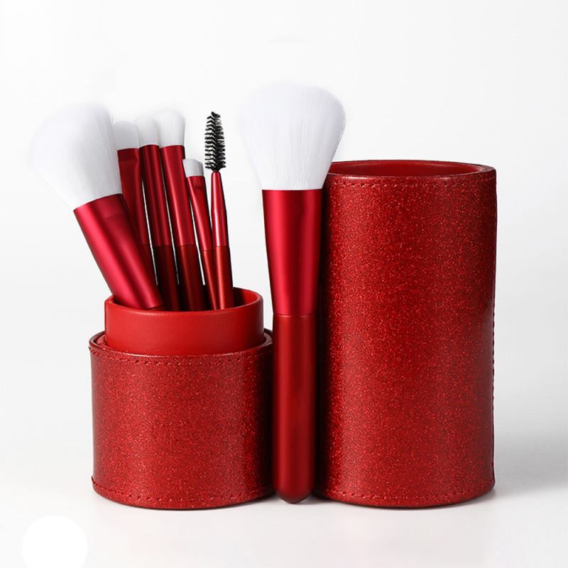 Ensemble de pinceaux de maquillage rouges avec pochette : pinceaux à sourcils, fond de teint, blush, poudre, estompeur, fard à paupières, kit d'outils de beauté 7 pièces