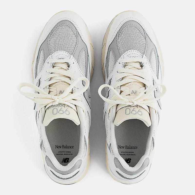 Męskie buty MADE in USA 990v2 – Sól morska z chmurą deszczową