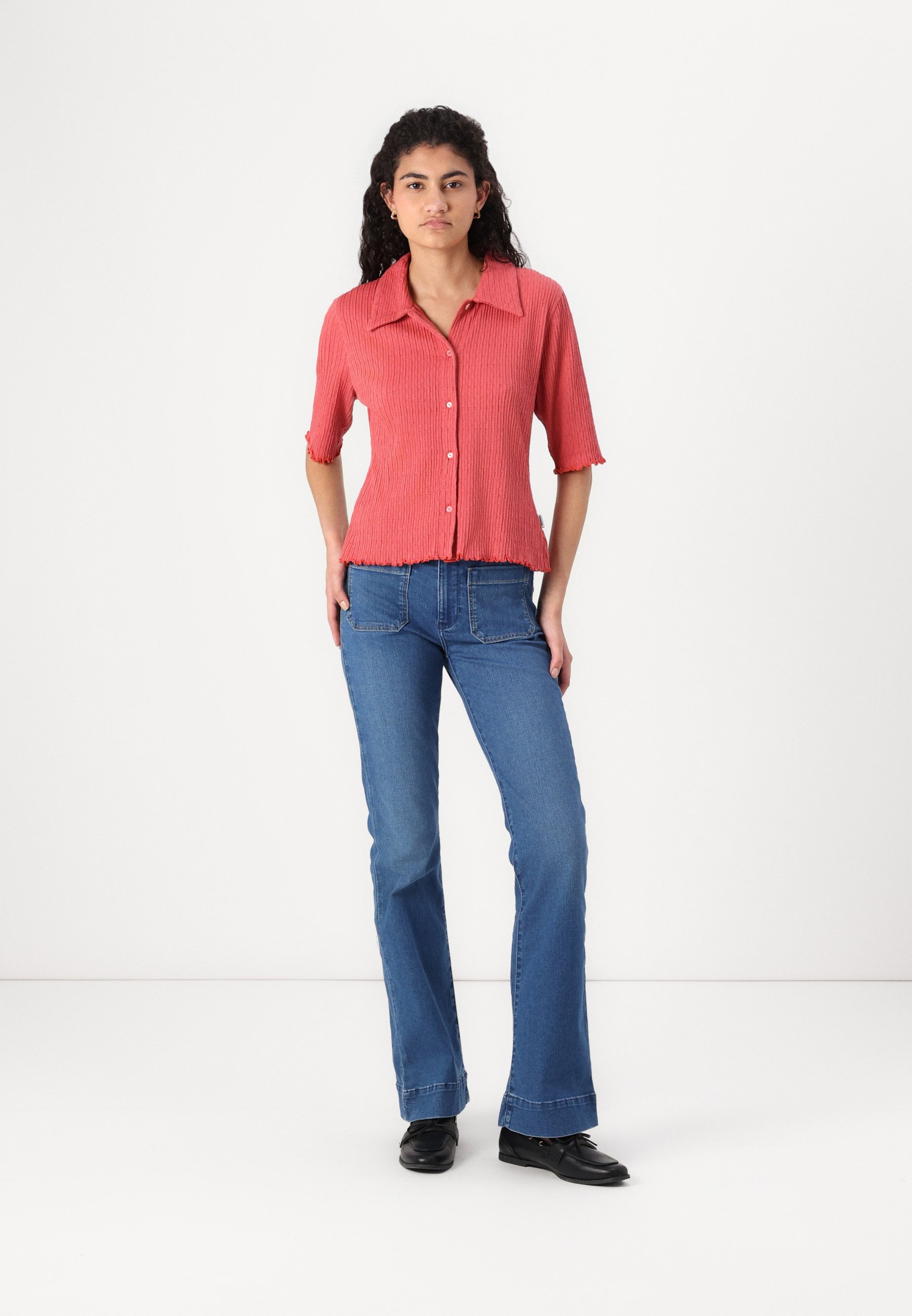 Wrangler FLARE - Uitlopende jeans - serene storm