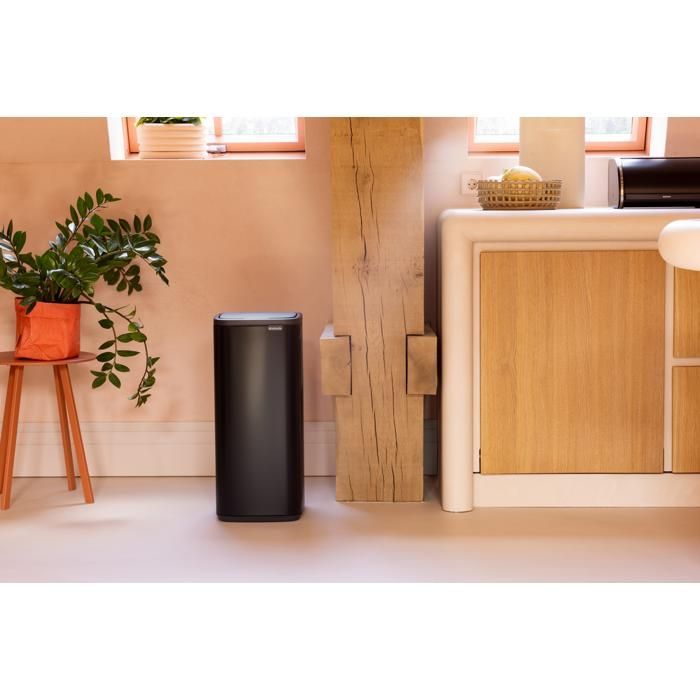 Brabantia Poubelle Bo Touch, 30 litres - Matt Black