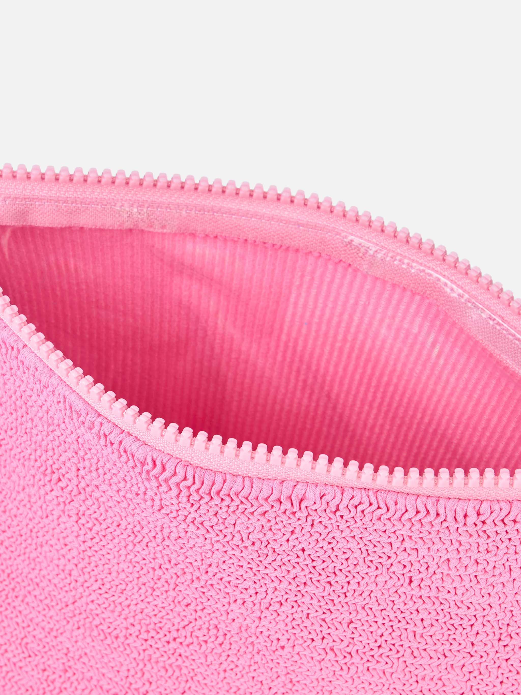 Pareasy crinkle roze clutch
