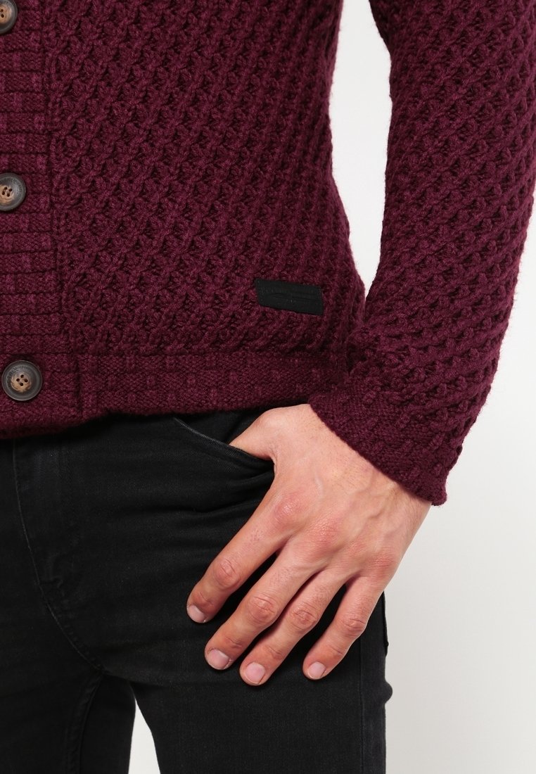 Industries pétrolières Cardigan - Bordeaux
