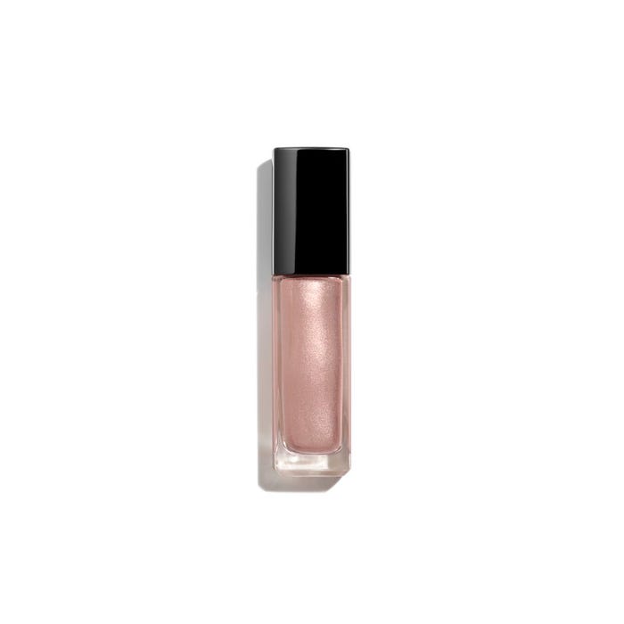 PIRMASIS ŠEŠĖLIŲ LAKAS