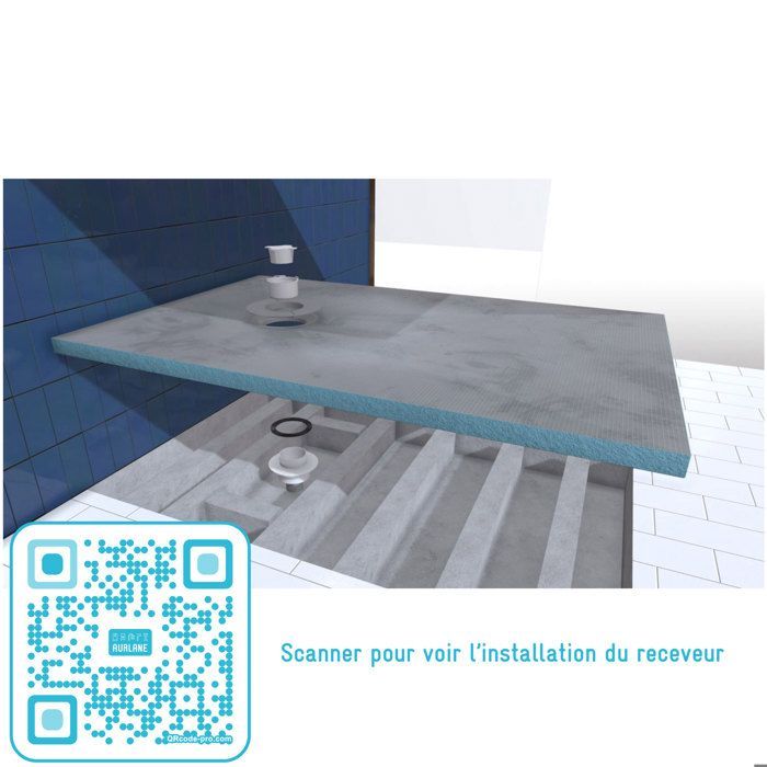 Plato de ducha alicatado de 90x140 cm con desagües horizontales y rejilla de acero inoxidable.