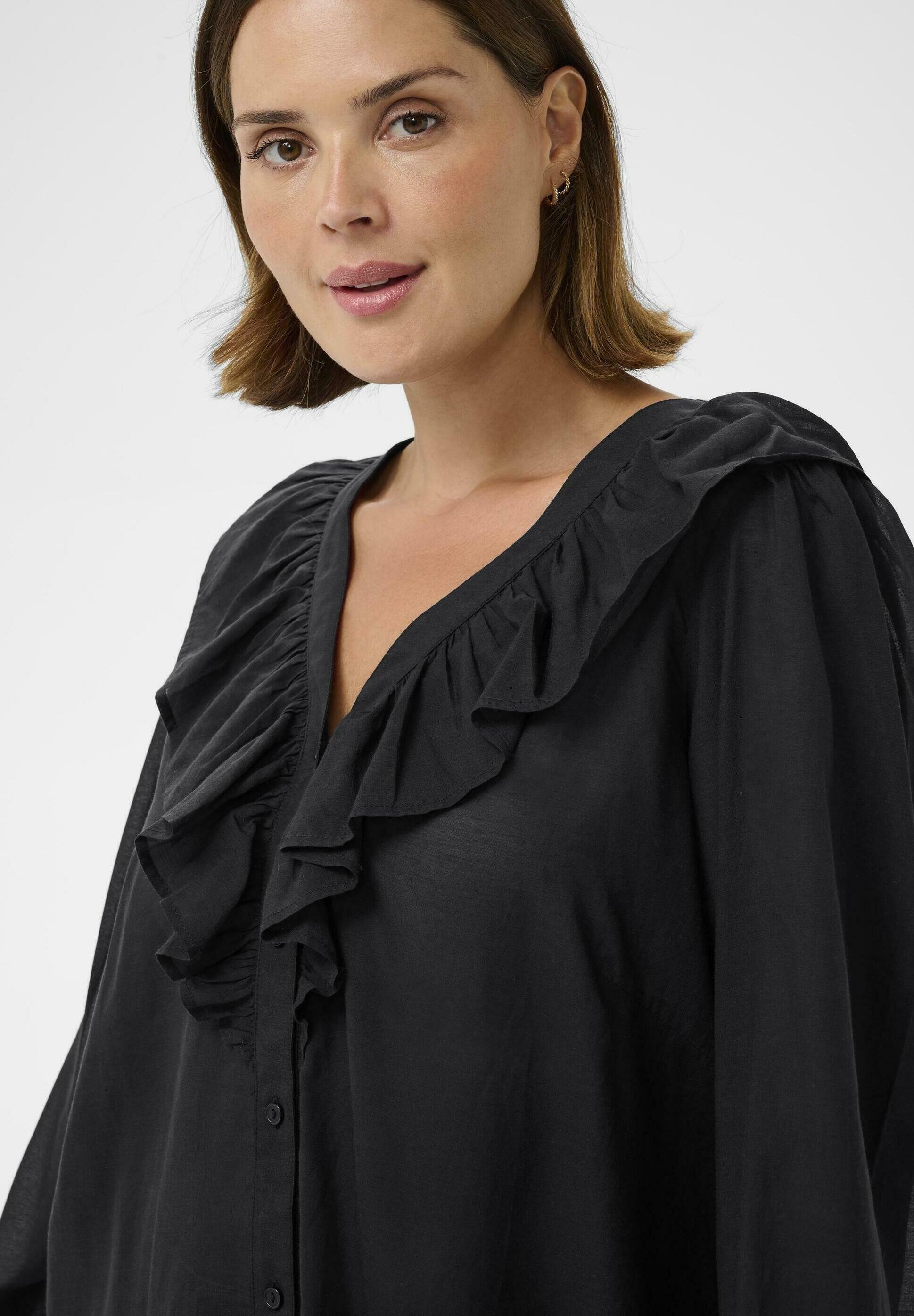 Kaffe Curve FRILL - Bluse mit Knopfleiste - tiefschwarz