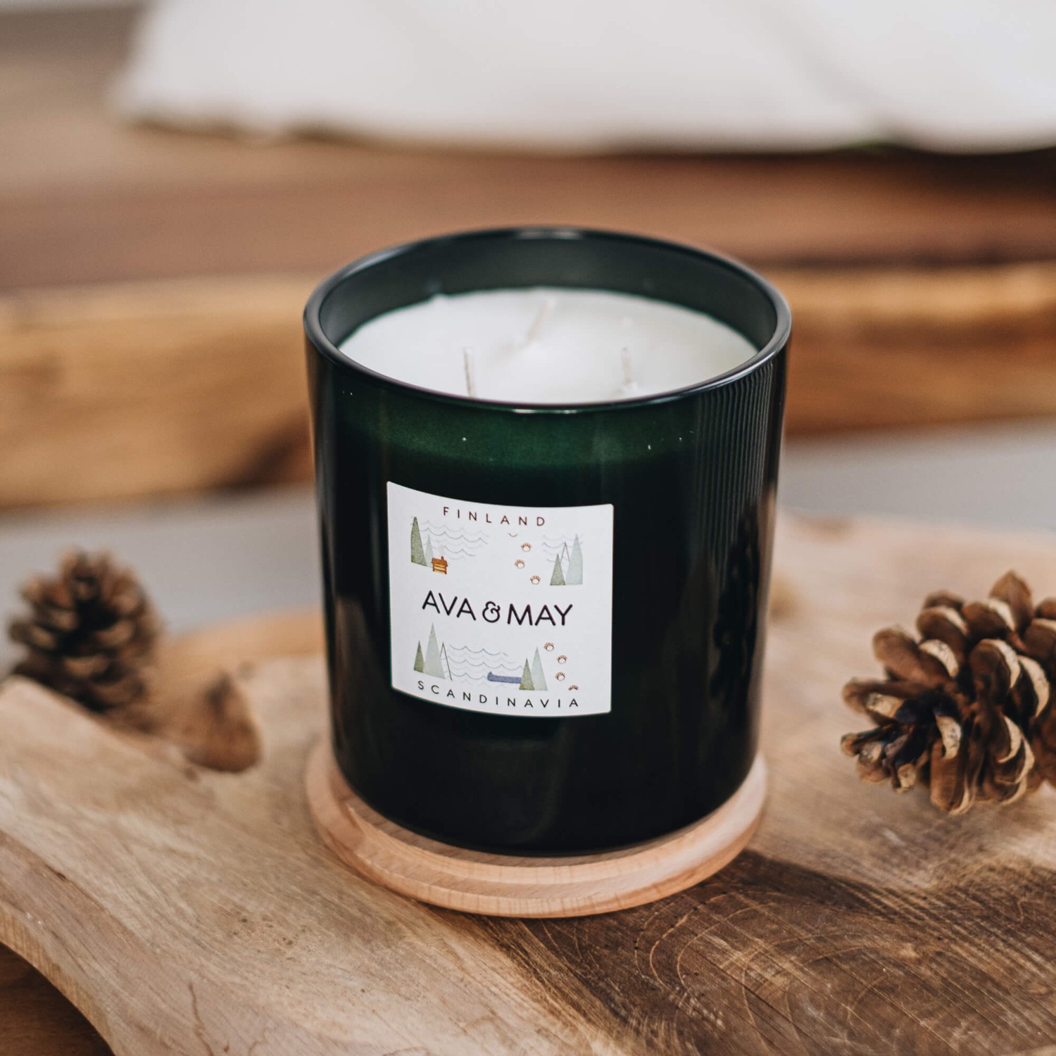 AVA & MAY Maxi bougie parfumée Finlande